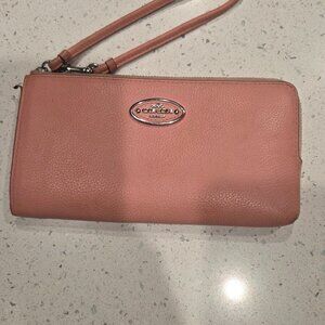 Coach Wristlet Wallet Pink